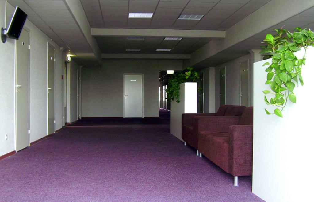 Eurohotel Маарду Экстерьер фото