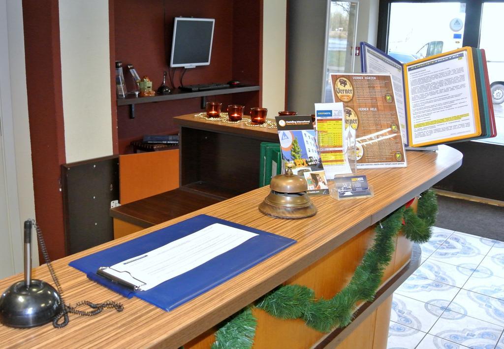 Eurohotel Маарду Экстерьер фото