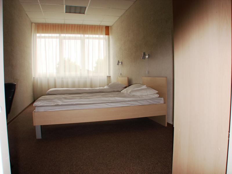 Eurohotel Маарду Экстерьер фото